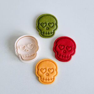 Black Skull Cookie Cutter Set cookie Heart Eye Skull Biscuit Fondant Mold for Halloween Spooky Baking Decorated Cookies Clay Craft DIY Party Treats