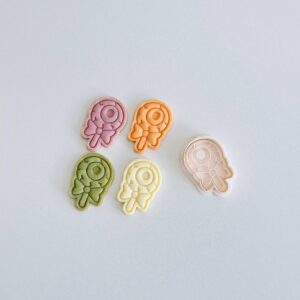 Black Eyeball Lollipop Cookie Cutter Halloween Eyeball Cookie Cutter Stamp Set Black Lollipop Candy Fondant Molds for Spooky Baking Cookies Pastry Dough Candy Kitchen Cookie Cutters Set