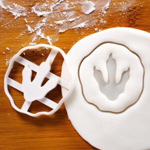 T Rex Footprint Fossil Cookie Cutter Dinosaur Themed Baking Tyrannosaurus Rex Track Imprint Biscuit Cutter Extinct Footstep Trail Party Snacks Educational Treats Kids (ONLY FOOTPRINT FOSSIL)