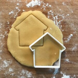 Black House Cookie Cutter cookie Dog House Shape Baking Tool For Dog Treat Cookies Real Estate Theme Baking Dog Lover Gift For Mom Puppy Snacks Party Favor Cookie Making Tool