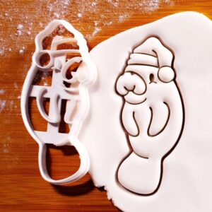 Christmas Manatee Cookie Cutter with Santa Hat | Adorable Holiday Biscuit Cutter for Festive Baking, Ocean-Themed Sea Cow Cookies, Perfect for Christmas Celebrations