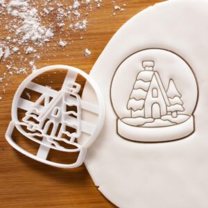 Snow Globe Cookie Cutter for Christmas Holiday Baking Festive Biscuit Mold Kawaii Xmas Tree Ornament Winter Holiday Treats Merry Christmas Happy Holidays Party Supplies (ONLY SNOW GLOBE)