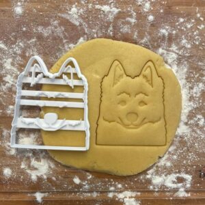 Black Samoyed Face Cookie Cutter Dog Biscuit Shape Gift Idea for Dog Lovers Baking Cookies Fondant Polymer Clay Cutter for Handmade Crafts and Samoyed Mom Gifts Treats Decor Kitchen