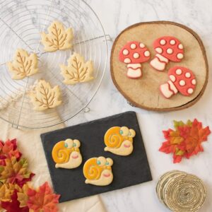 Maple Leaf Snail and Mashroom Cookie Cutter