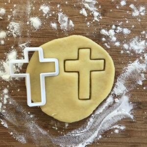 Black Christian Cross Cookie Cutter for Baptism Cookies Polymer Clay Earrings Jewelry Making Fondant Crafts Religious Party Favor Cake Decorating Kitchen Tool Supplies