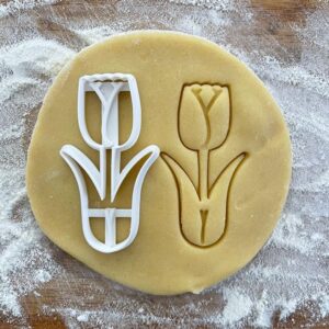 Black Tulip Cookie Cutter Floral Spring Baking Tool for Easter Cookies Tulip Bulb Shape Wedding Fondant Clay Cutter for Biscuits Party Favors Garden Theme Egg Hunt Spring Decor Cookies
