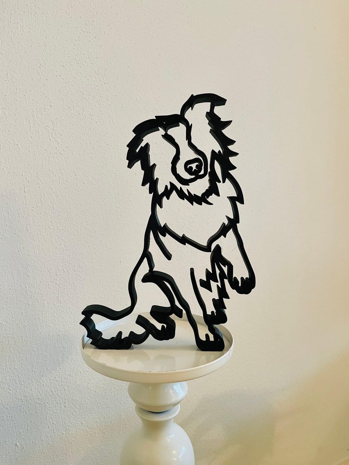 Minimalist Australian Shepherd Dog Breed Statue Figure: Tabletop Art, Home Decor, and Shelf Sitter for Pet Lovers - Image 4
