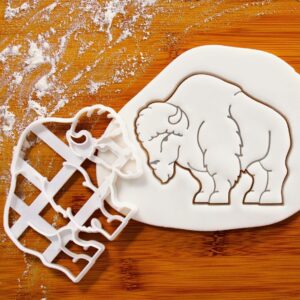 Plains Bison Full Body Cookie Cutter Featuring Detailed American Bison Design Ideal for Buffalo Boreal Forest Theme Parties Biscuit Fondant Clay Cheese Sugarpaste Marzipan (ONLY PLAINS BISON)