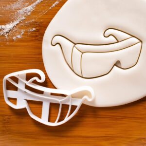 Cookie lab Goggles Cookie Cutter for Biscuit Fondant Clay Baking Shaped Like Professional Medical Safety Eyewear Ideal for Scientists Physicians Doctors Healthcare Workers (ONLY LAB Goggles)