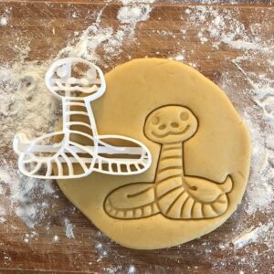 Black Snake Cookie Cutter Snake Lover Gift Reptile Gifts Fondant Clay Cutter Gift for Mom Reptile Birthday Party Halloween Decor Biscuit Baking Tool for Creative Treats