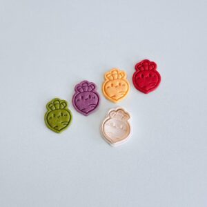Black Radish Cookie Cutter cookie Smiley Face Beet Cookie Cutter Stamp Set Vegetable Fondant Molds Kitchen Baking Mold for Cookies Pastry Biscuit Sandwich Fruit Slice Decorating