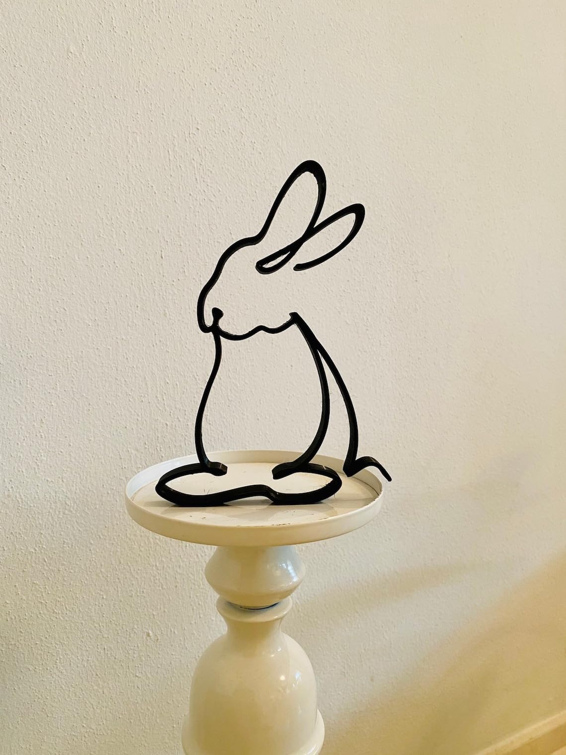 Bio Statue Rabbit Sculpture: Egg Souvenir with Alice Hat, Carrot Ears, and Warm Fur, Inspired by 'Through The Looking Glass'