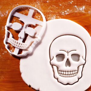Anatomical Skull Front View Cookie Cutter Cookie Gothic Skeleton Bones Biscuit Mold Halloween Themed Baking Party Decorations Spooky Treats Halloween Gift and Seasonal Event (ONLY FRONT VIEW)