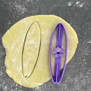 Surfboard cookie Cookie Cutter for Shortbread Biscuit Dough Pastry Sugar Paste Fondant Cake Decoration Homemade Baking Tool for Beach Party Theme Summer Holiday Ocean Treats Elace