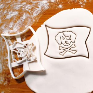 Dog Pirate Flag Cookie Cutter | Jolly Roger Dog with Eye Patch & Crossbones | Halloween Theme Biscuit Cutter | Fun Doggy Skull & Bones Cookie Mold | Baking Tool Festive Treats & Party Snacks