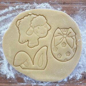 Black Easter Cookie Cutter Set Bunny Ears Decorated Egg Lamb Biscuit Cutter Spring Baking Tool Basket Fillers Kids Party Favor Pastry Fondant Dough