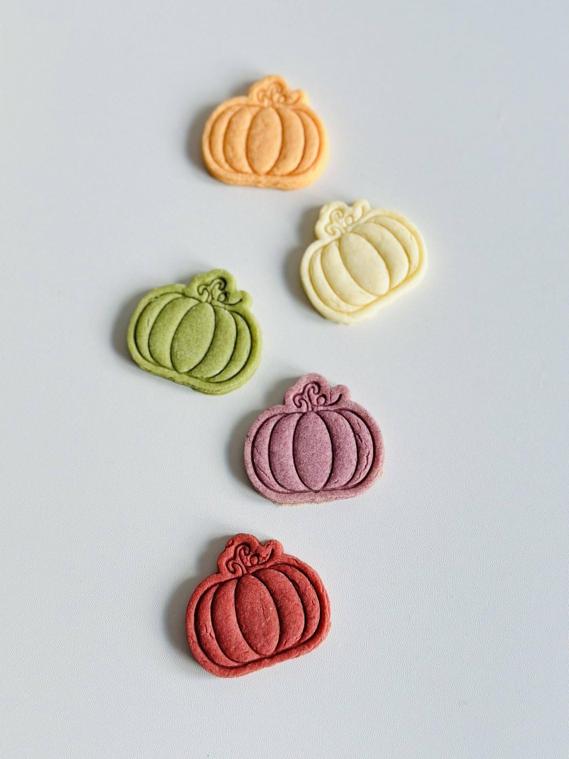 Black Pumpkin Cookie Cutter Fall Pumpkin Cookie Cutter Stamp Set Leaf Pumpkin Shape Baking Tool for Cookies Fondant Cake Decorating Autumn Party Treats Kitchen Baking Accessory - Image 4