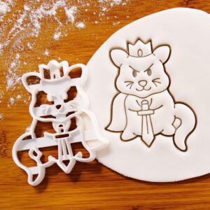 Mouse King Cookie Cutter for Christmas Traditional Soldier Doll Guard Biscuit Fondant Clay Cutter with King Jacket Uniform Design Perfect Holiday Baking Winter Festival Party (ONLY MOUSE KING)