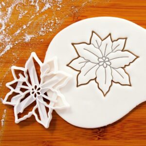 Poinsettia Flower Cookie Cutter for Christmas Party Winter Holiday Baking Red Floral Design Festive Celebration Seasonal Treats Holiday Decorations Xmas Themed Biscuits Creative Baking