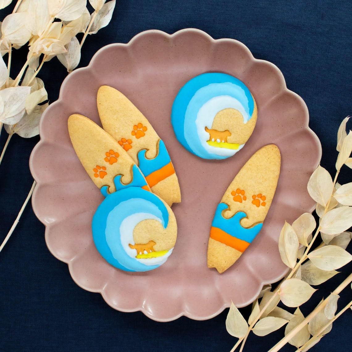 Surfer Dog Cookie Cutter Cookie Biscuit Mold Baking Cute Dog Treats Beach and Surfing Theme Pet Party Supplies Canine Shaped Fondant and Clay Crafting Tool for Dog Lovers (ONLY Surfer Dog) - Image 6