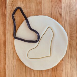 High Heel Shoe Outline Cookie Fondant Clay Cutter for Baking Decorating Fashion Theme Party Treats Dough Modeling Craft Projects Bridal Shower Birthday Events India Cookie