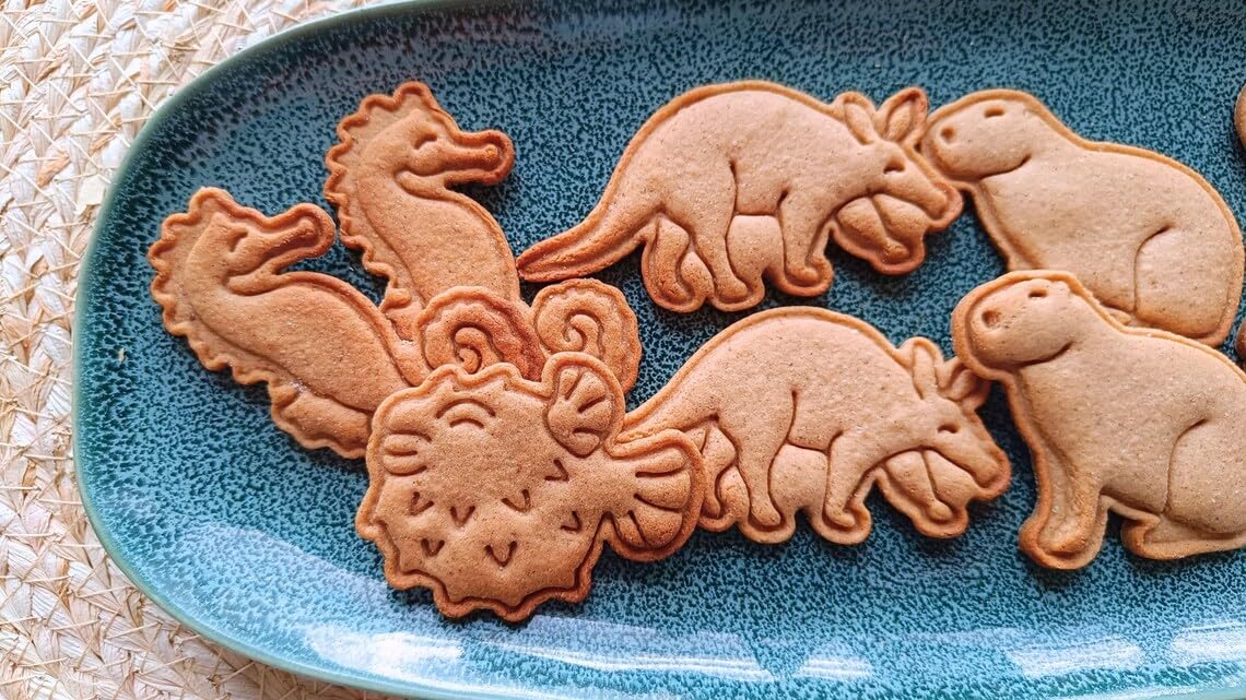 Aardvark cookie cutter set for animal themed cookies pastries and fondant ideal for kids birthday parties zoo events wildlife themed baking school activities and kitchen fun - Image 4