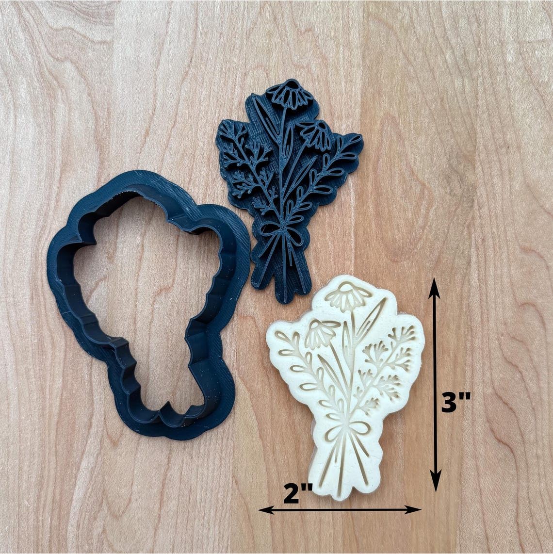 Daisy Flower Bouquet Cookie Cutter and Stamp Set Cookie for Fondant Clay Dough Floral Sugar Cookies Baking and Crafting Tools for Cake Decorating Kids Crafts Gifting Made in India