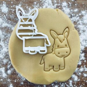 Black Donkey Cookie Cutter Cute Farm Animal Baking Tool for Home Baking Fondant Clay Cutter DIY Party Favors Kids Birthday Treats and Creative Farm Animal Cookies