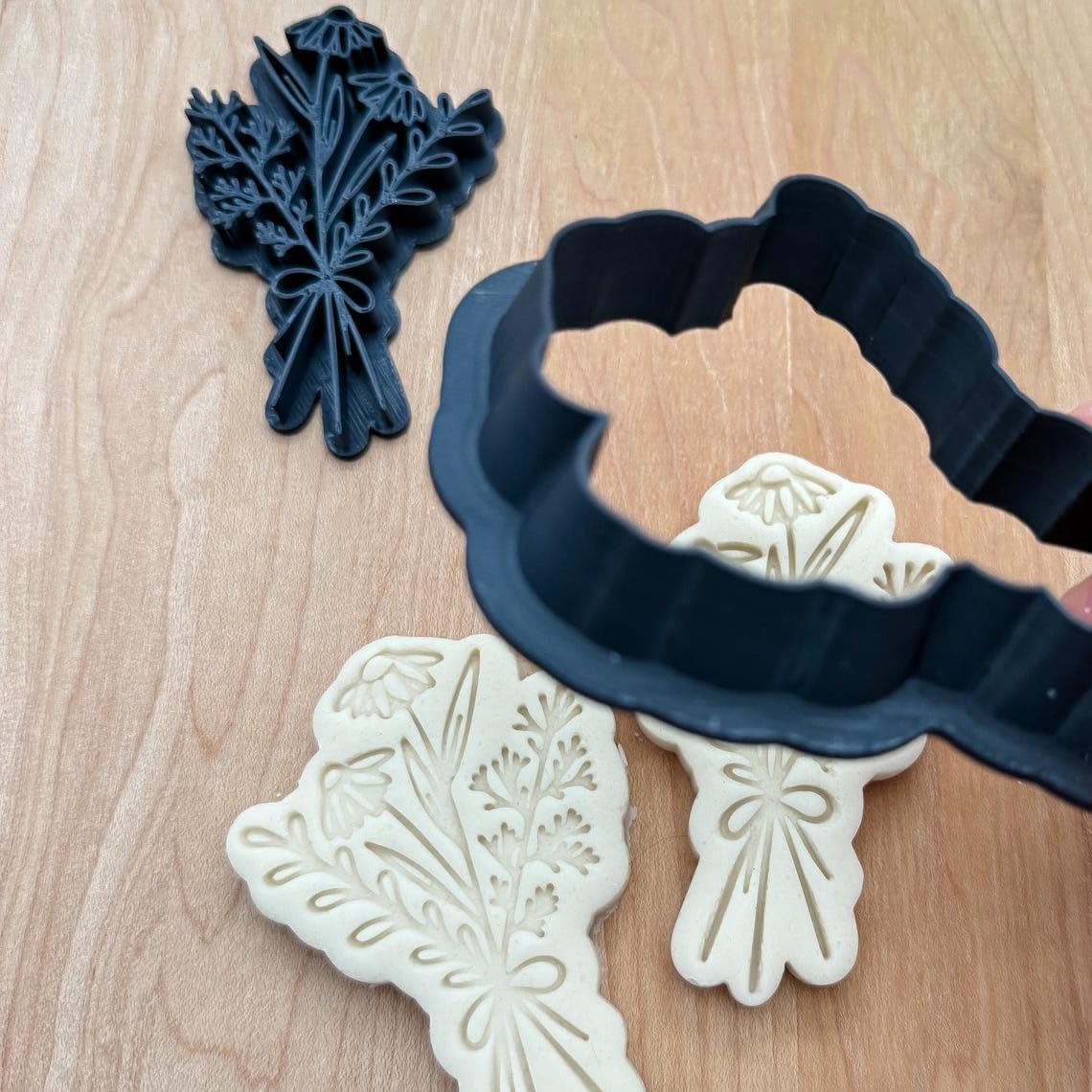 Daisy Flower Bouquet Cookie Cutter and Stamp Set Cookie for Fondant Clay Dough Floral Sugar Cookies Baking and Crafting Tools for Cake Decorating Kids Crafts Gifting Made in India - Image 5