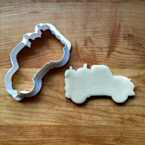 Pickup Truck with Pumpkins Cookie Cutter Cookie - Suitable Size - Made in India - Fall Harvest, Thanksgiving-Themed Baking Molds for Cookies & Treats