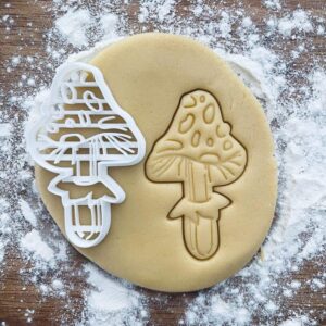 Black Toadstool Mushroom Cookie Cutter Cottagecore Baking Tool Fondant Clay Cutter DIY Party Favors Home Baking Creative Treats Fairy Tale and Nature Inspired Cookies