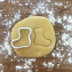 Black Christmas Stocking Cookie Cutter Winter Holiday Mini Biscuit Cutter for Baking Fondant Dough Polymer Clay Jewelry Making Earring Cutter Party Favor Craft Tool