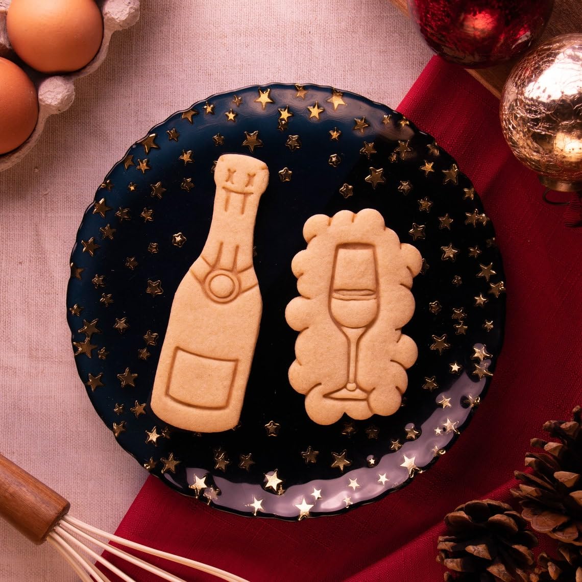 Champagne Bottle Cookie Cutter Celebration Theme Biscuit Mold Wedding Parties Bridal Engagement Baking DIY Treats New Year Toast Anniversary Events Festive Occasions (ONLY CHAMPAGNE BOTTLE) - Image 4