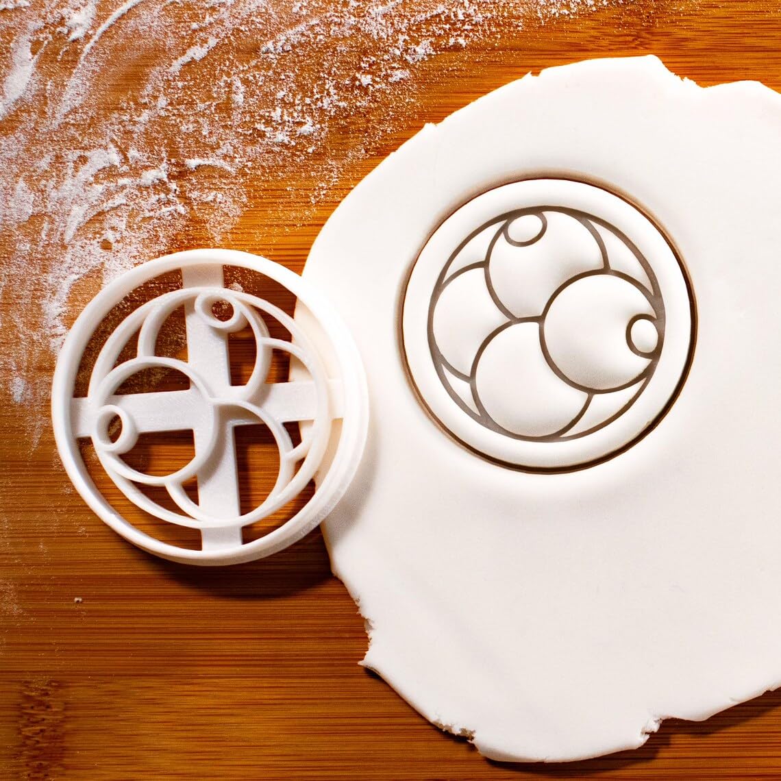 4 Cell Embryo Cookie Cutter for Science and Education Themed Baking Sweet Beginnings Biscuit Cutter Biology Classroom Tool Medical Student Nurse Gifts Creative Baking Accessory (ONLY 4 CELL)