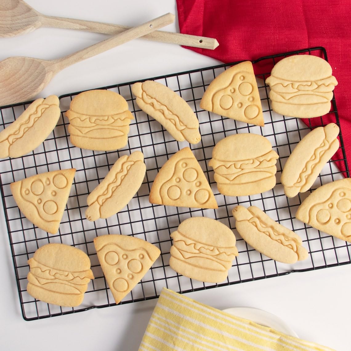 Hot Dog Cookie Cookie Cutter Perfect Fast Food Theme Baking Summer Birthday Parties Sausage Bar Picnic Beef Patty Mustard Barbecue Decorations Biscuit Fondant Clay Sugarpaste (ONLY HOT Dog) - Image 3