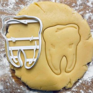Black Anatomical Teeth Cookie Cutter Tooth Jaw Gum Biscuit Cutter for Dental Medical Science Baking Future Dentist Student Gift Pastry Dough Educational Cookie Stamp Tool