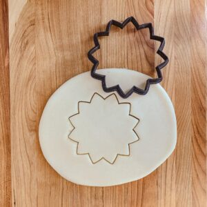 Sunflower Sun Mandala Cookie Cutter India Cookie Mold for Shaping Detailed Floral and Sun-Inspired Cookies Fondant Clay Decorations Perfect for Baking, Crafting, and Artistic Treats