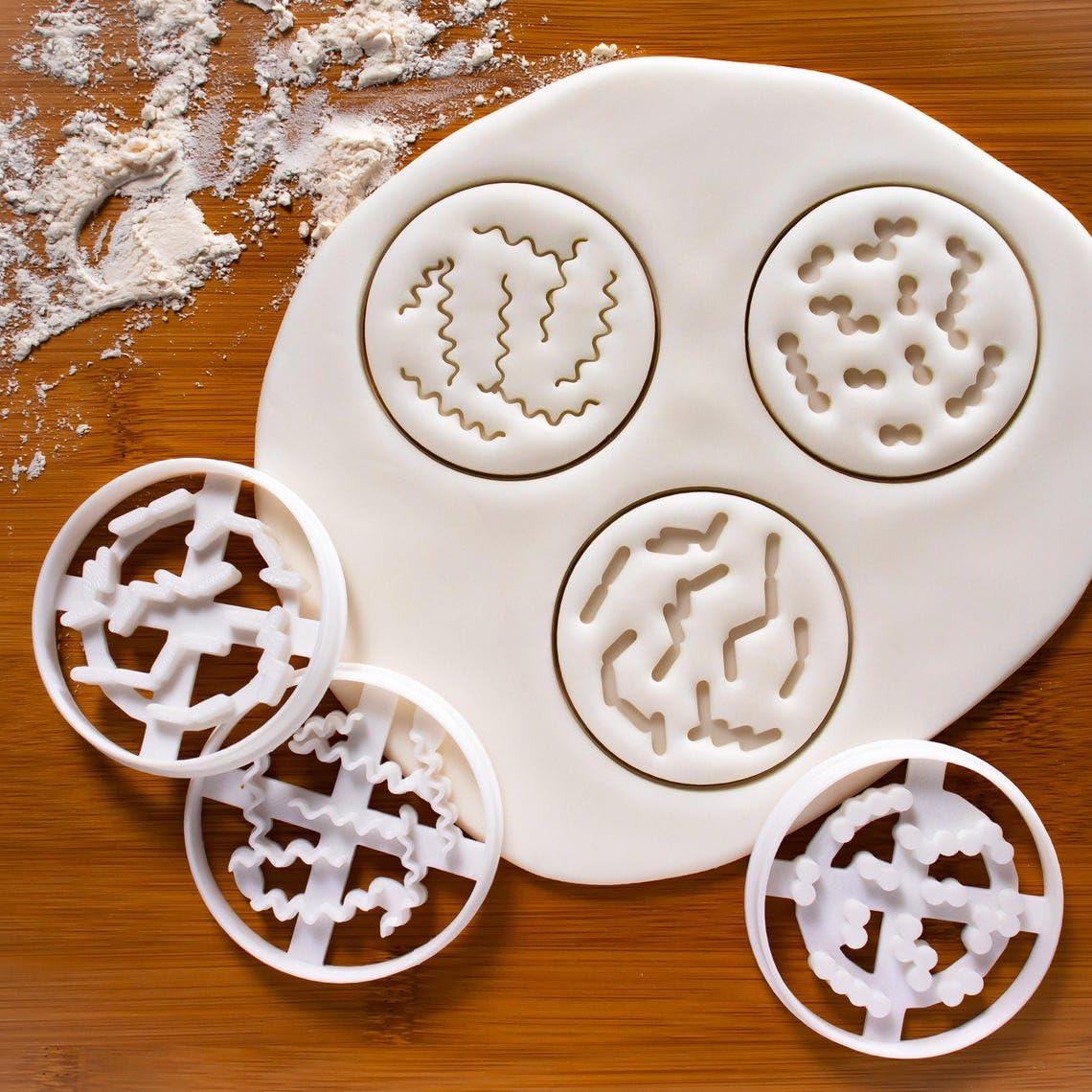 Spiral Bacteria Design 3 Cookie Cutter Cookie Baking Microbiology Cookies Science Lab Party Supplies Microbiologist Gift Bacterial Cell Shape Biscuit Mold PhD Graduation Tool India (ONLY ONE) - Image 2