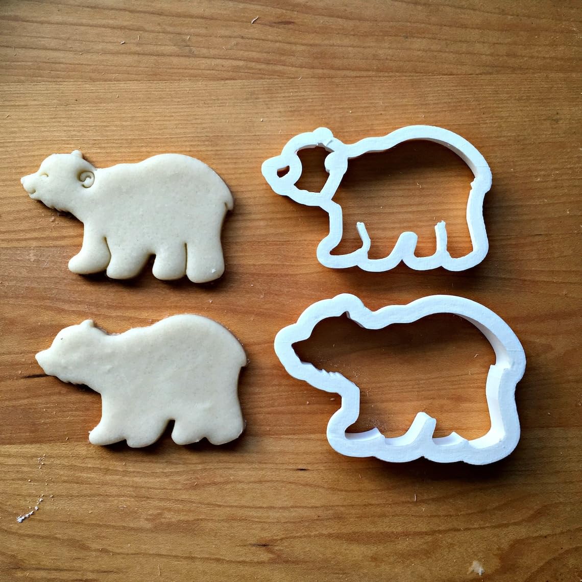 Set of 2 Polar Bear Cookie Cookie Cutters for Winter Parties, Holiday Desserts, and Fun Baking, Made in India, Suitable Size for Customizable Polar Bear-Themed Treats