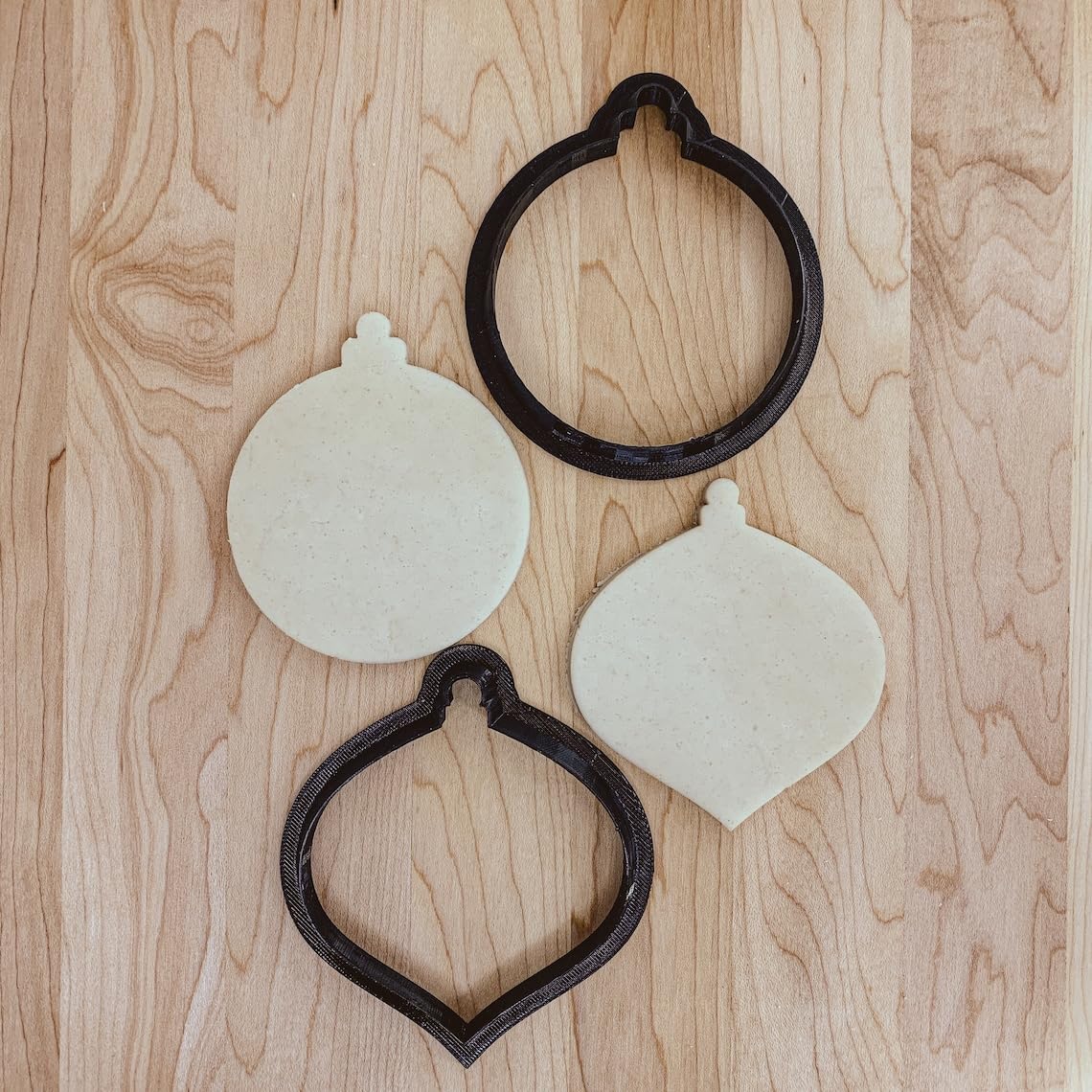 Christmas Holiday Ornament Outline Cookie Cutter Set India Cookie Molds for Shaping Festive Ornament Cookies Fondant Clay Decorations Perfect for Holiday Baking, Parties, and Seasonal - Image 3