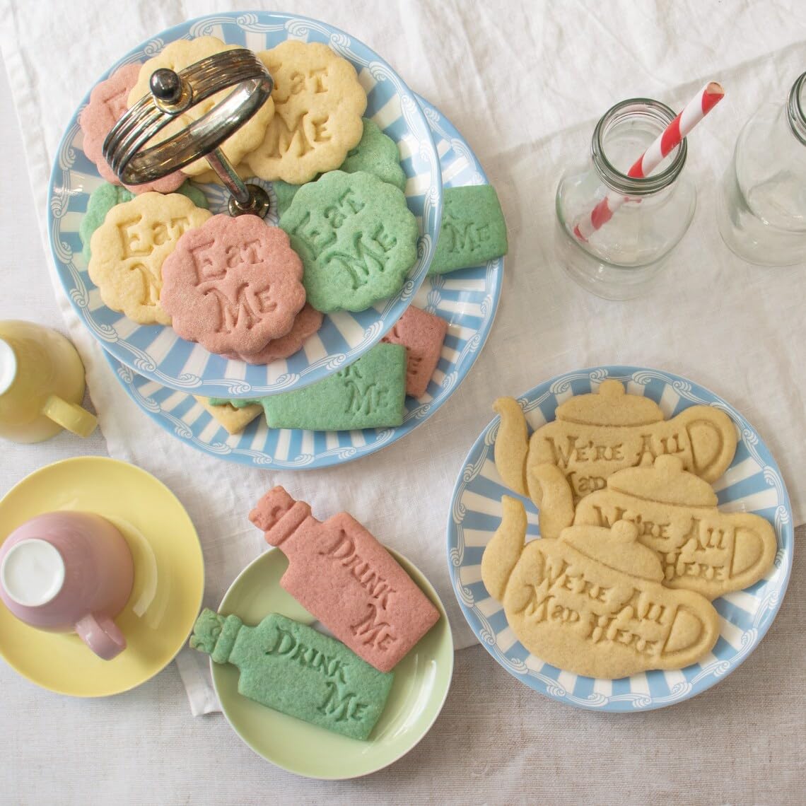 Drink Me Cookie Cutter Alice in Wonderland Themed Tea Party Baking Fantasy Storybook Dessert Biscuits Mad Hatter Party Decor Magical Curiosity Inspired Edible Treat Craft Tool (ONLY DRINK ME) - Image 4