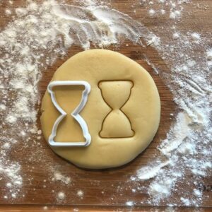 Black Hourglass Cookie Cutter cookie India Time Shape Cutter for Baking Icing Fondant Polymer Clay Jewelry Earring Making Tool Mini Cookie Cutter Cupcake Topper Craft