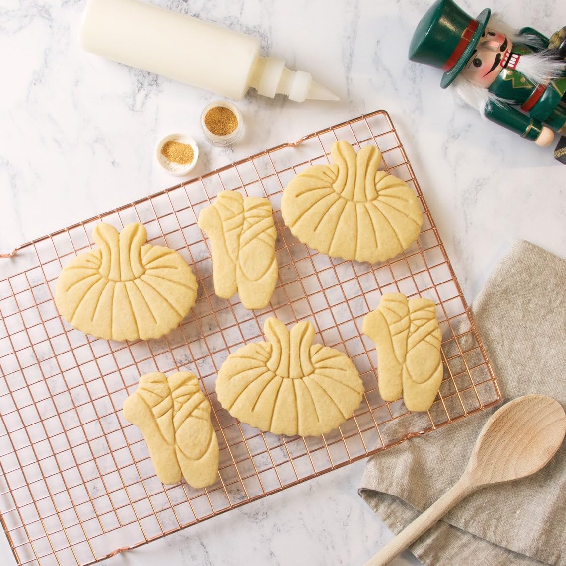 Ballet Shoes Cookie Cutter for Baking Dance Themed Biscuits Classical Ballerina Party Supplies Dancer Performance Cake Decoration Tool Ballet Fans Choreography Events (ONLY BALLET SHOES) - Image 5