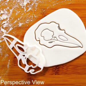 Raven Skull Perspective View Cookie Cutter Symbol of Death Mystery and Soul Freedom Corvus Corax Bird Biscuit Mold for Gothic Baking Halloween Crafts Nature Inspired Art (ONLY PERPECTIVE)