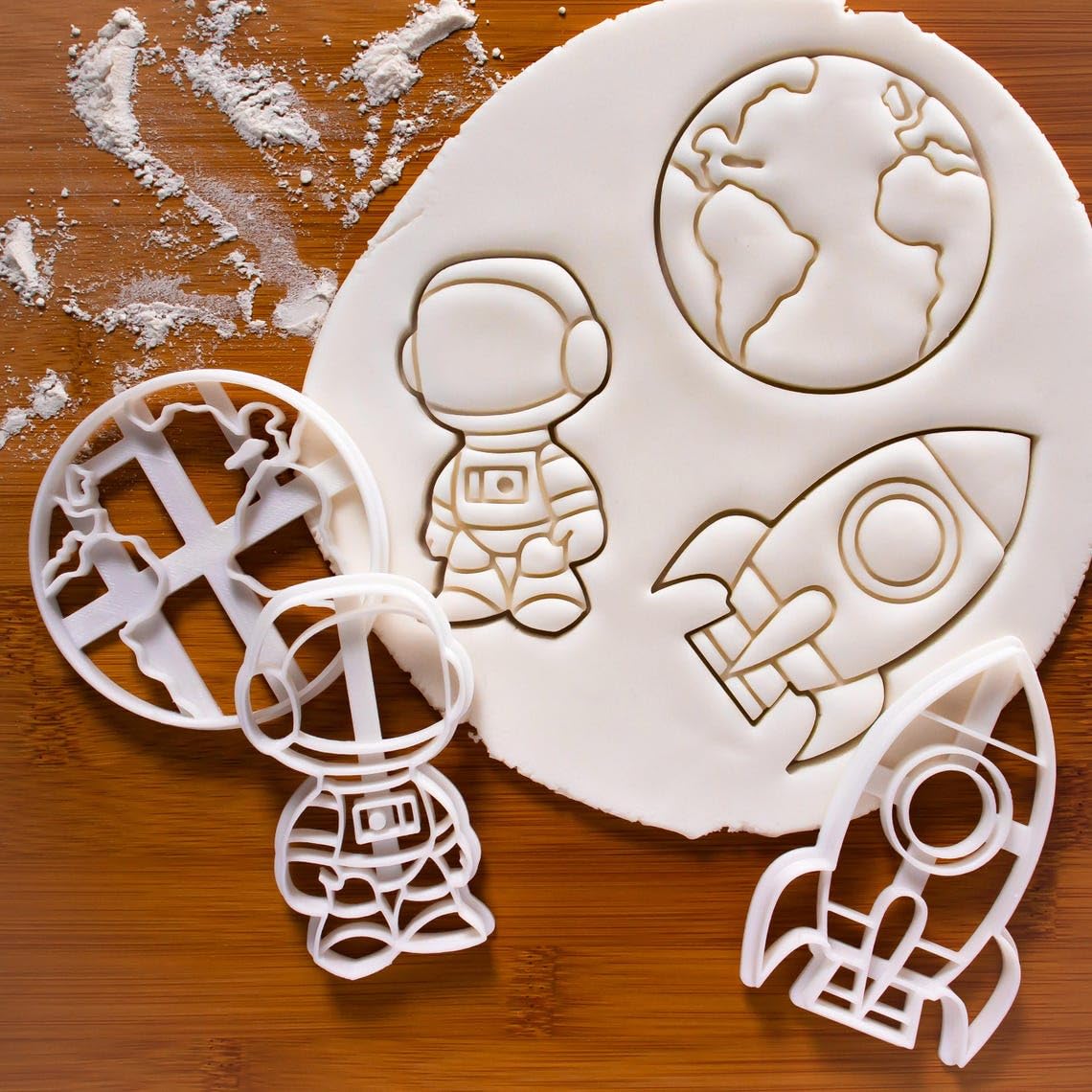 Rocket Spacecraft Cookie Cutter Set Featuring Space-Themed Designs Ideal for Baking and Crafting with Biscuits Fondant Clay Cheese Sugarpaste Marzipan Moulds Perfect for Space (ONLY ROCKET) - Image 3