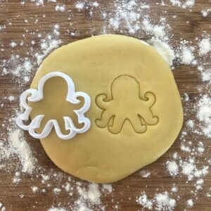 Black Octopus Cookie Cutter Nautical Sea Ocean Theme Mini Biscuit Cutter for Baking Fondant Dough Polymer Clay Jewelry Making Earring Cutter Party Favor Craft Tool