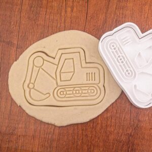 Excavator Cookie Cutter Black Cookie Construction Vehicle Cookie Mold for Kids Birthday Party Favors Construction Theme Baking Decoration Digger Machine Shape Cookies for Builders