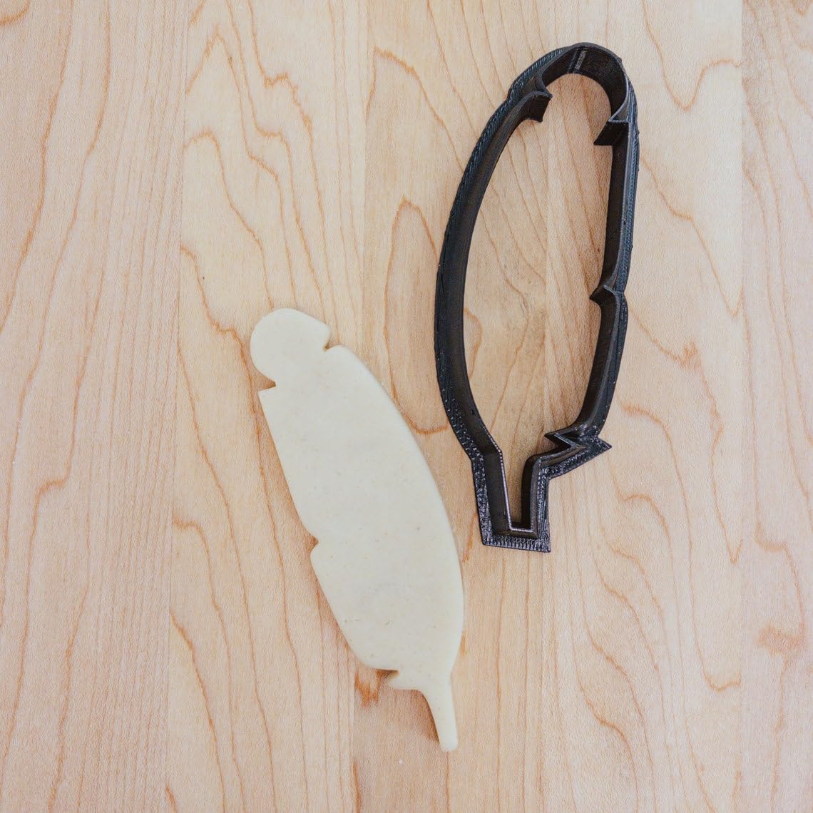 Feather Cookie Cutter Cookie for Fondant Clay Crafting Tribal Boho Themed Baking Decorations DIY Native Style Desserts and Art Projects Use in India - Image 3