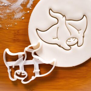 Manta Ray Cookie Cookie Cutter Nautical Theme Birthday Party Scuba Diving Ocean Marine Life Biscuit Cutter Sea Creature Baking Tool for Ocean Enthusiast and Party Decorations (ONLY MANTA RAY)