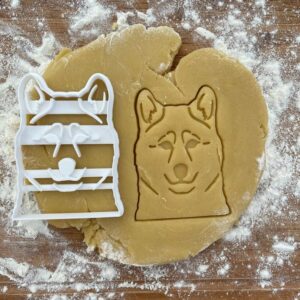 Black Akita Inu Face Cookie Cutter Dog Biscuit Shape Gift Idea for Akita Inu Lovers Baking Cookies Fondant Polymer Clay Cutter for Handmade Crafts Dog Mom Gifts and Party Favors